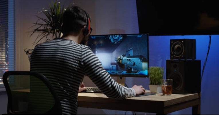 Online Gaming And Sound Effects: Why Audio Makes A Difference